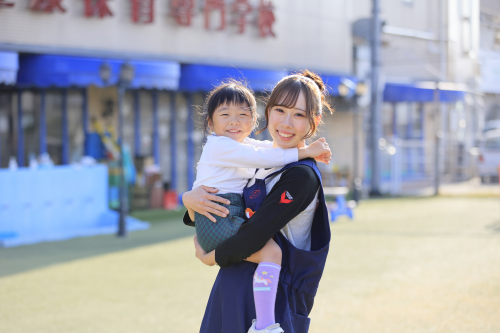 大阪健康ほいく専門学校