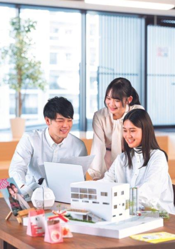 麻生建築＆デザイン専門学校