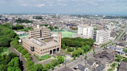 星城大学
