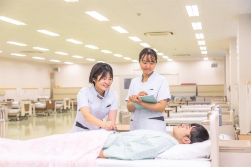 宇部フロンティア大学