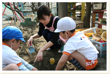 幼稚園教員・保育士養成科(2年制)