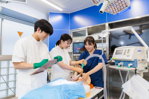 臨床工学技士科（昼間3年制）