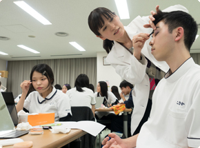 リハビリテーション学科　作業療法学専攻