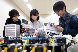 電気電子工学科