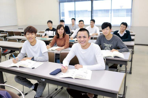 （１年制・昼間部・男女共学・留学生対象）