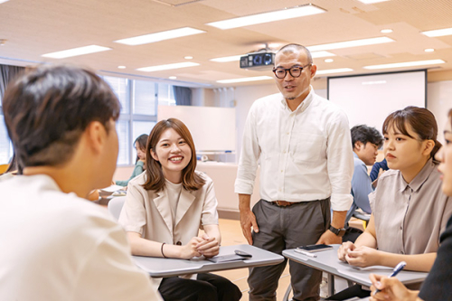 東アジア地域言語学科