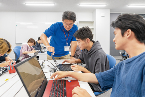 電子情報工学科