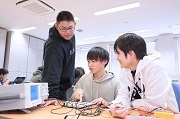 電子情報技術科