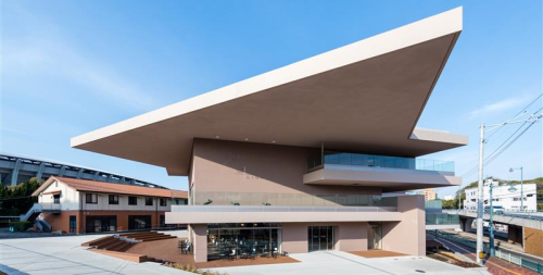 梅光学院大学