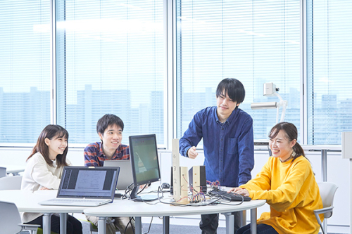 情報システム工学科