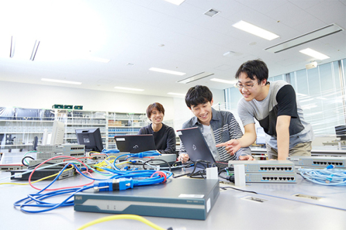 情報通信工学科