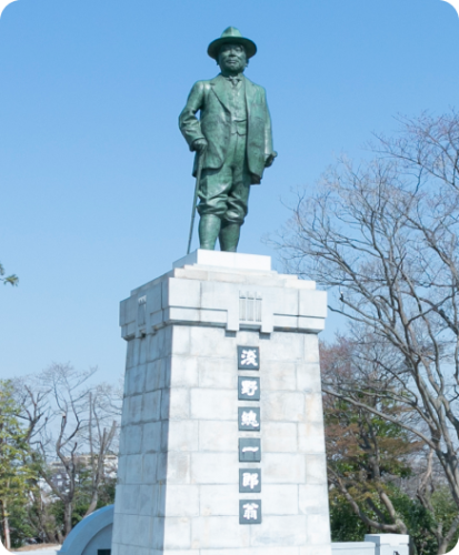 建築の精神「勤労・奉仕・勉学」