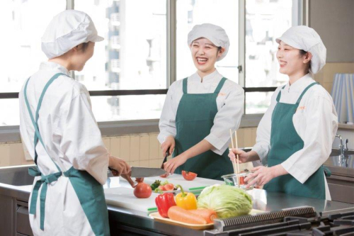 武蔵野栄養専門学校