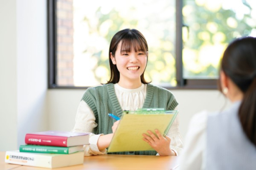 人間福祉学科「社会福祉・保育コース」「社会福祉・介護福祉コース」