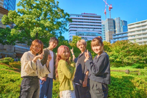 ハリウッド独自の奨学金などの学費サポート