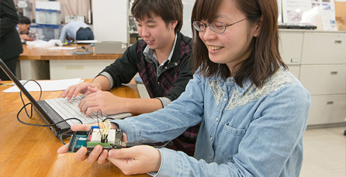 電子・電気科／ロボット科／機械設計科／一級自動車整備科（4年制）／自動車整備科／建築学科（4年制）／建築設計科／土木・造園科／応用生物学科