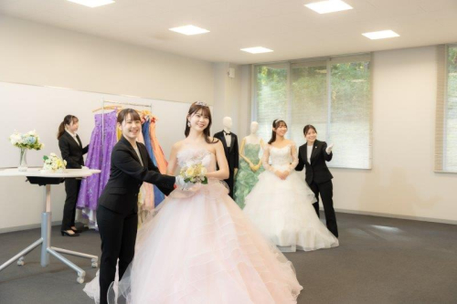 ウェディング・ファッションコース