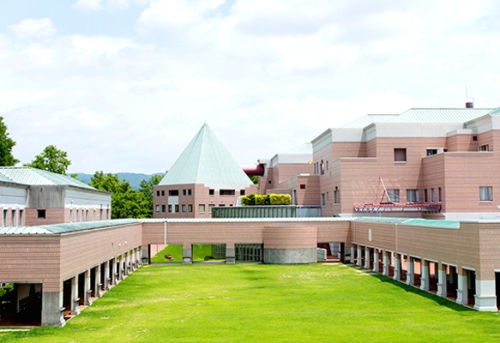 大阪芸術大学短期大学部