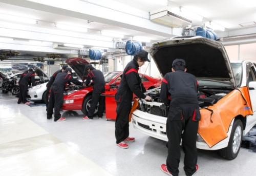 日本理工情報専門学校