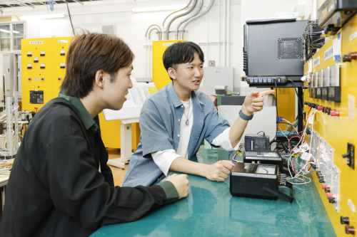 電気工学科（2年）