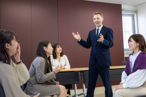 英語専攻科（昼間部）