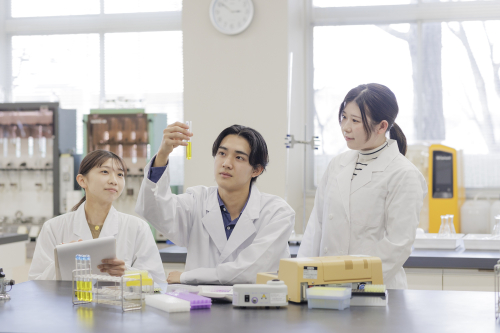 食マネジメント学科【管理栄養士養成課程】（男女共学）