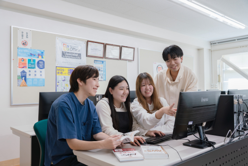 情報システム科（3年制）