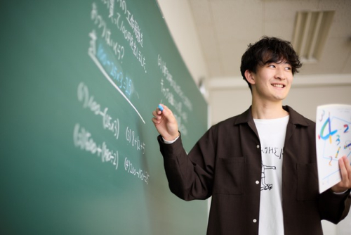 こどもの生活学科　小学校の先生をめざす