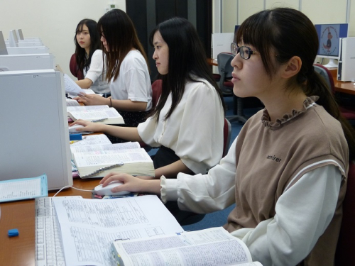 2年課程/入学時期・4月