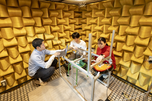 音響工学が学べる電気情報工学科