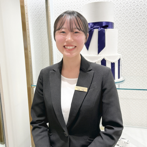  秋貞　花穂さん