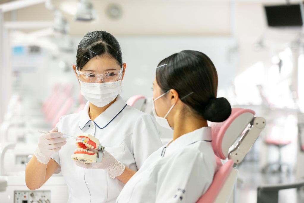 東京歯科衛生専門学校